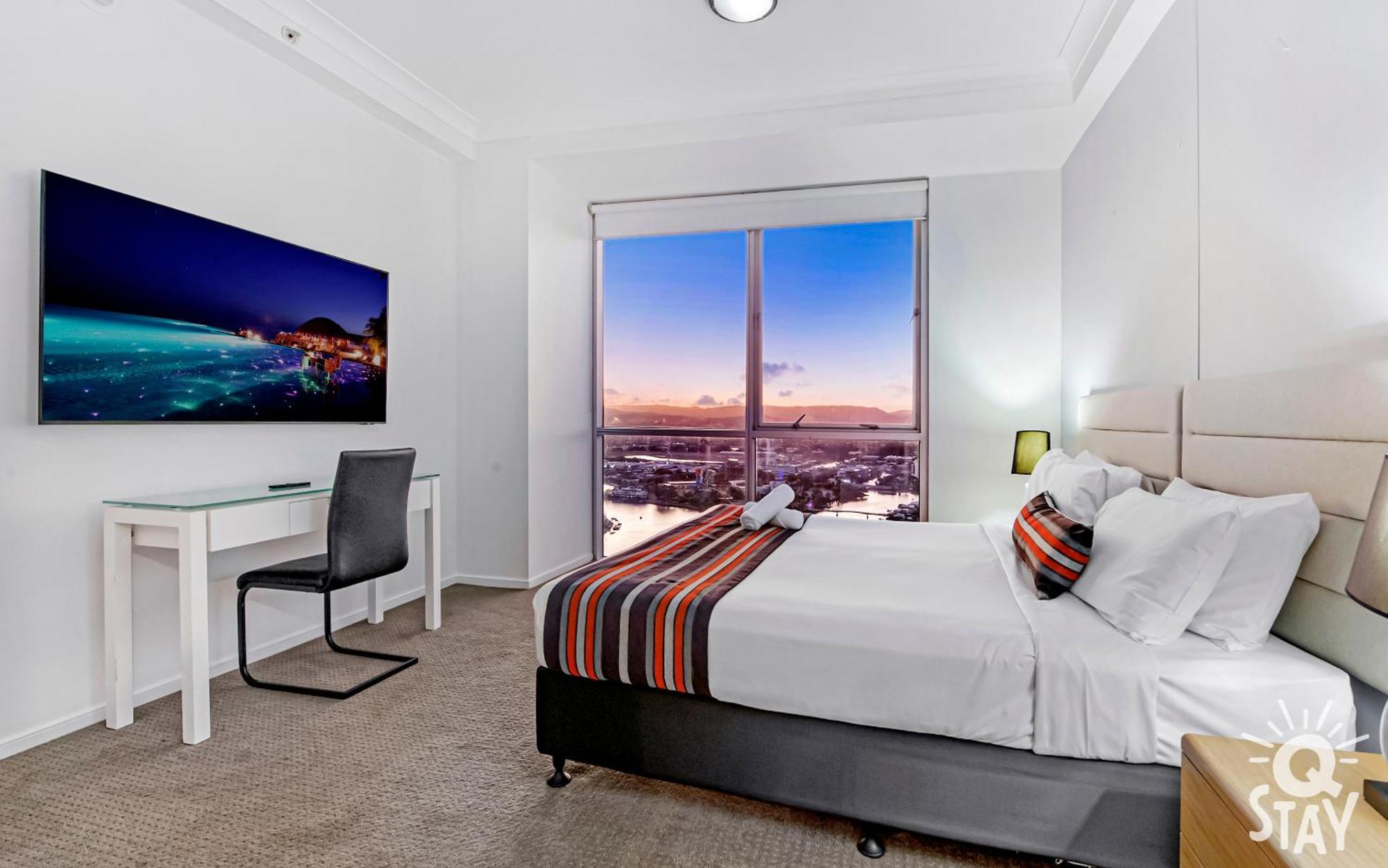 Chevron Renaissance Surfers Paradise Mid Week Madness Deal - Q Stay Голд-Кост Экстерьер фото