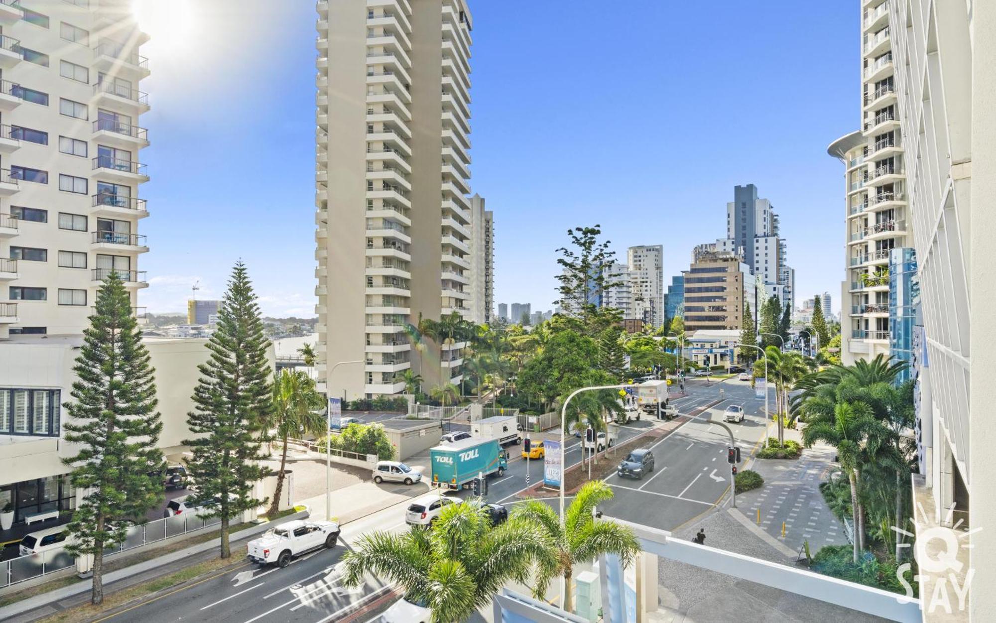 Chevron Renaissance Surfers Paradise Mid Week Madness Deal - Q Stay Голд-Кост Экстерьер фото