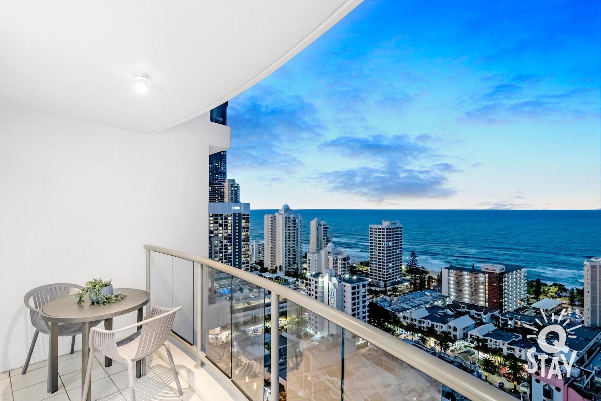 Chevron Renaissance Surfers Paradise Mid Week Madness Deal - Q Stay Голд-Кост Экстерьер фото