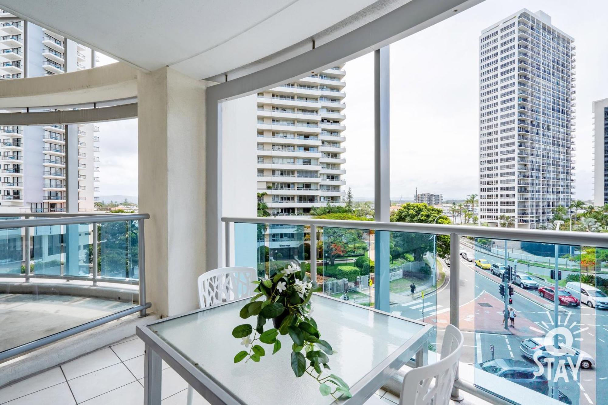 Chevron Renaissance Surfers Paradise Mid Week Madness Deal - Q Stay Голд-Кост Экстерьер фото