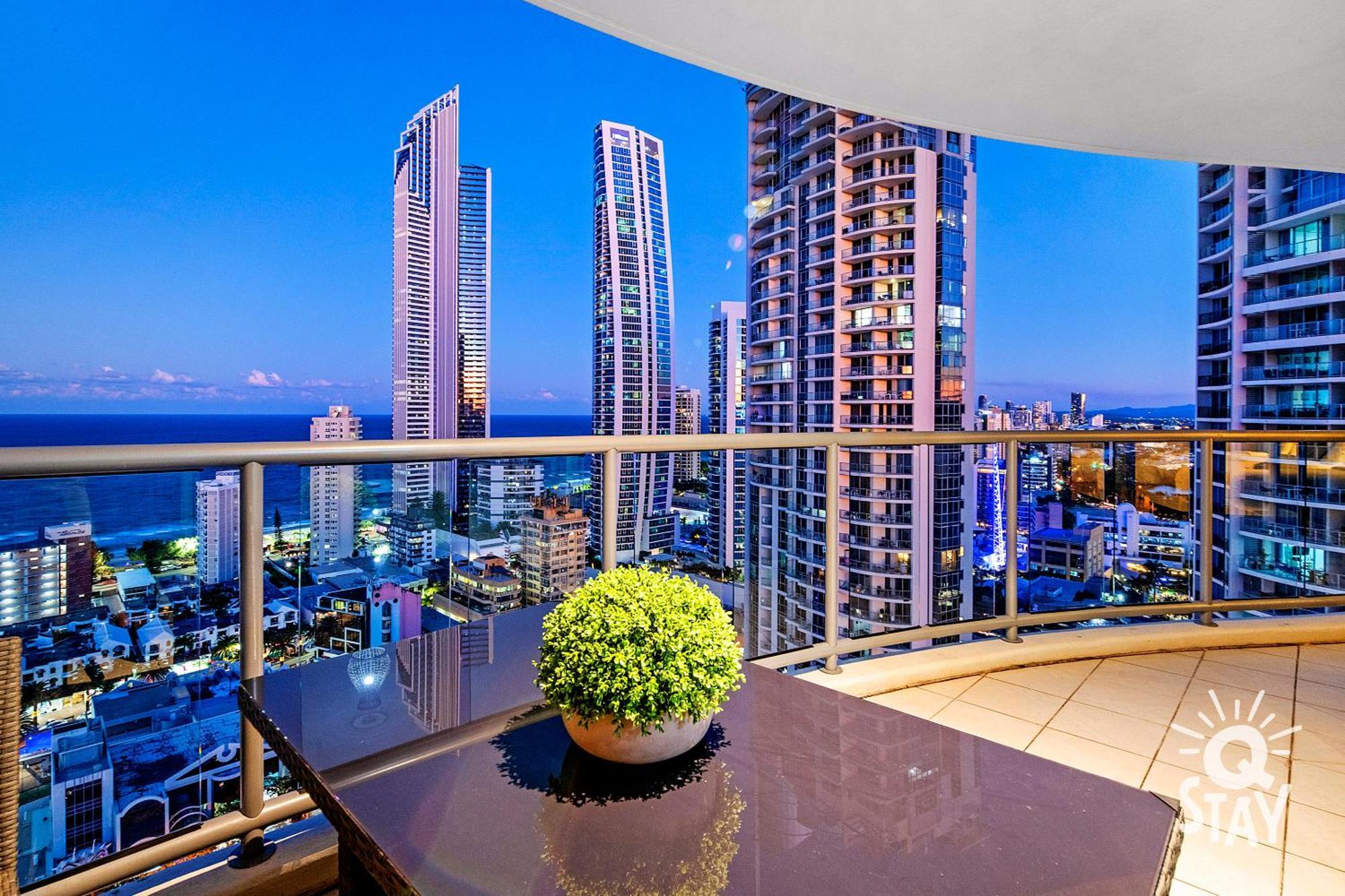 Chevron Renaissance Surfers Paradise Mid Week Madness Deal - Q Stay Голд-Кост Экстерьер фото